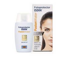 En jeu : 10 soins Fotoprotector Fusion Water 