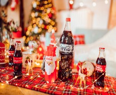 30 coffrets de goodies COCA-COLA offerts