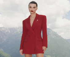 En jeu : 1 Blazer EMILY RATAJKOWSKI X MARELLA de 449€